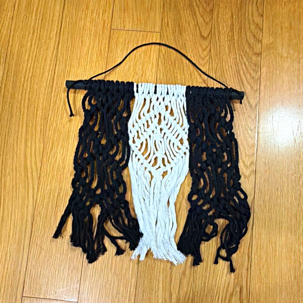 Handcrafted Black & White Macrame Wall Hanging Woven Tapestry 18" x 12"